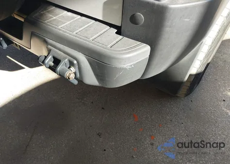 2010 Hummer H3 Suv Luxury from USA, damaged, VIN 5GTMNJEE4A8113667